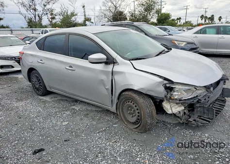 2015 Nissan Sentra S z USA, uszkodzony, nr VIN 3N1AB7AP2FY230093